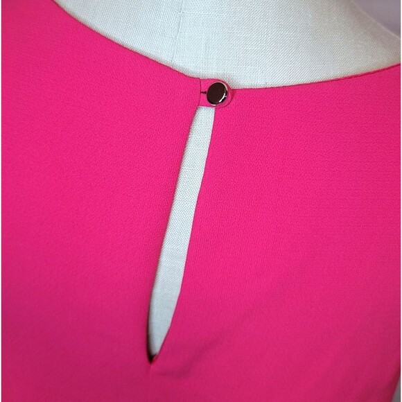 Everly Pink Barbiecore Keyhole Back Dress With Pockets Size Small - Picture 2 of 10